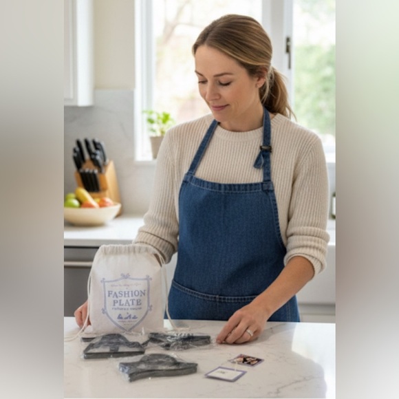 Williams-Sonoma Other - WILLIAMS SONOMA Fashion Plate Pancake Molds Set Of 3 Shoe Purse Hat W/Bag NEW